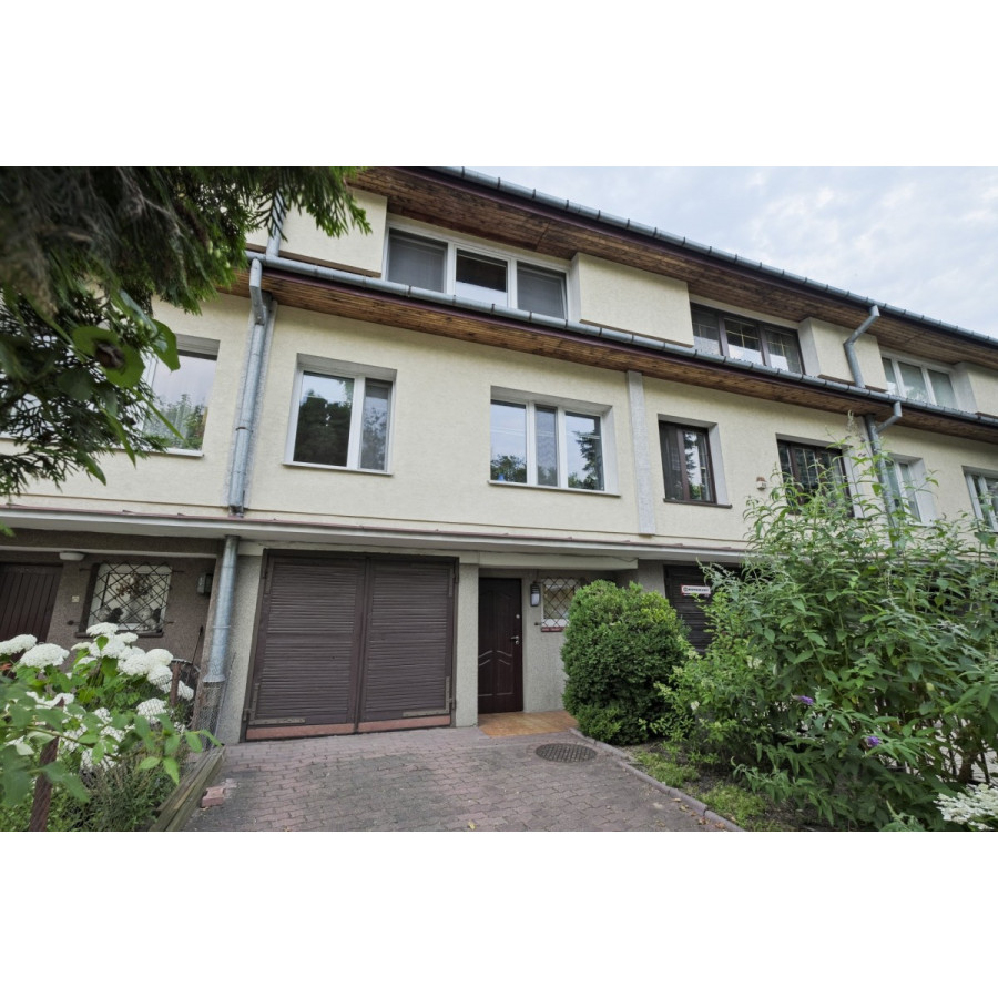 mazowieckie, Warszawa, Ursyn&oacute;w Grab&oacute;w, Rysy, Segment w cichej części Ursynowa