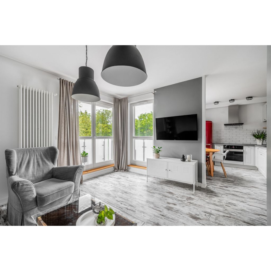 mazowieckie, Warszawa, Mokot&oacute;w, Al. Wyścigowa, Widok na zieleń 2x miejsce post. kom&oacute;rka