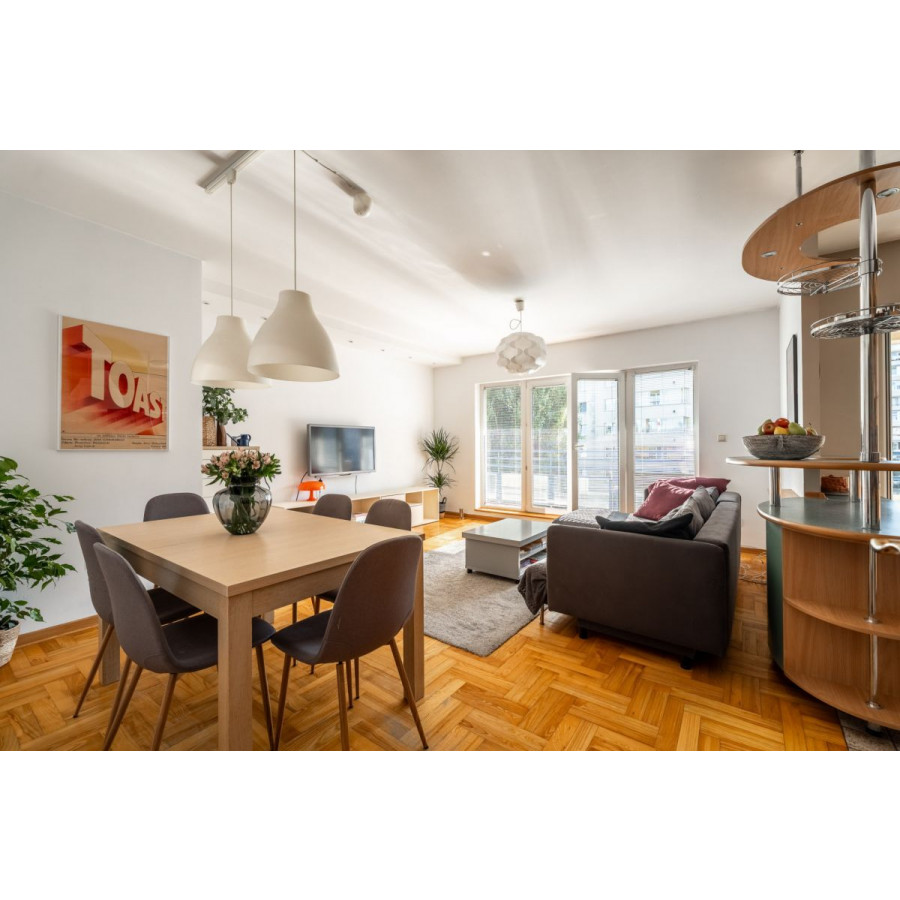 mazowieckie, Warszawa, Mokot&oacute;w, Bolesława Limanowskiego, Zamknięte osiedle z ochroną | Dwa duże balkony