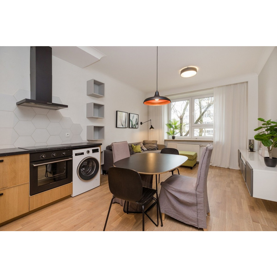 mazowieckie, Warszawa, Mokot&oacute;w Stary Mokot&oacute;w, Starościńska, 2 pokoje po remoncie w kamienicy