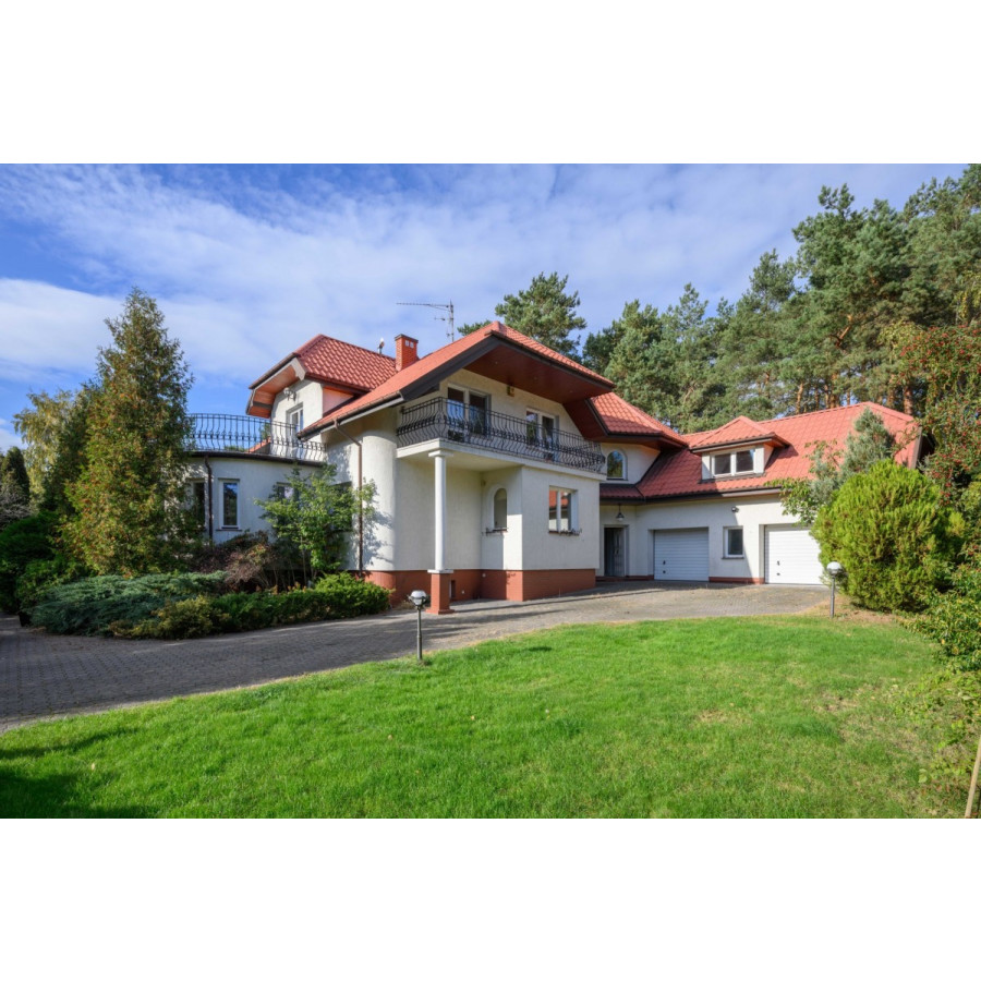 mazowieckie, Warszawa, Wawer, Przewodowa, Wyjątkowy Dom z Ogrodem i Kortem Tenisowym.