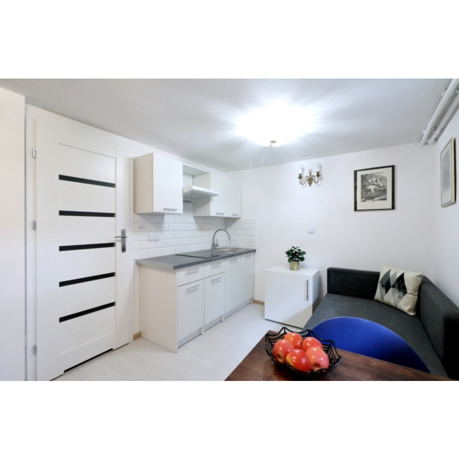 mazowieckie, Warszawa, Targ&oacute;wek Zacisze, Gliwicka, Umeblowana kawalerka w kameralnym budynku-Zacisze