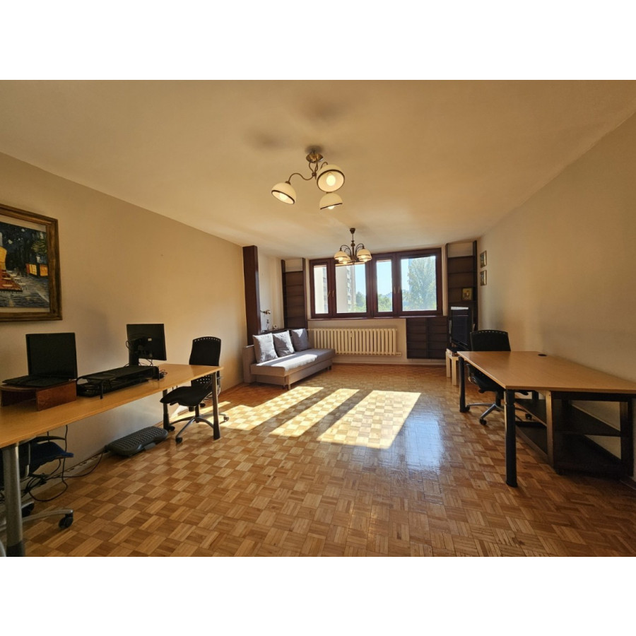 mazowieckie, Warszawa, Targ&oacute;wek Br&oacute;dno, Ludwika Kondratowicza, Czteropokojowe przy Stacji metra Br&oacute;dno M2