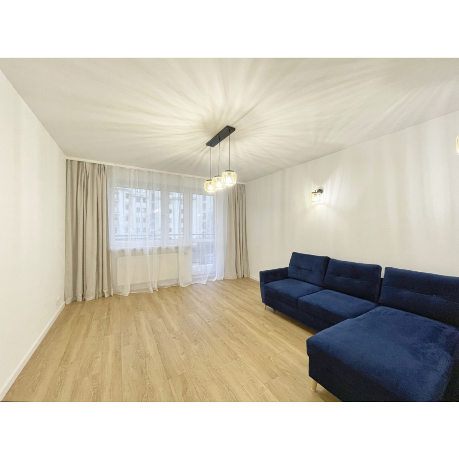 mazowieckie, Warszawa, Bielany, Literacka, 2 pokoje z widną kuchnią | garaż