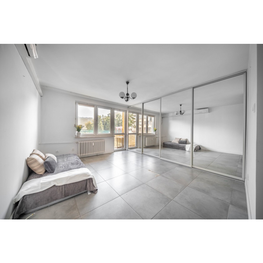 mazowieckie, Warszawa, Śr&oacute;dmieście Powiśle, Solec, 2 pokoje z balkonem na Powiślu