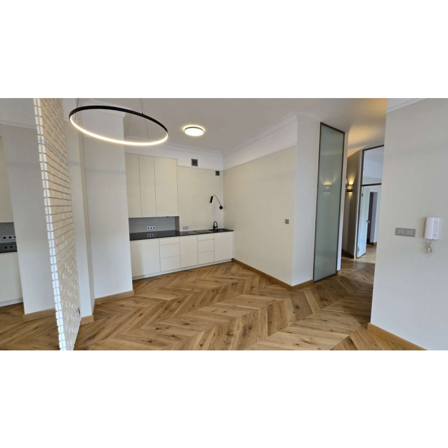 mazowieckie, Warszawa, Śr&oacute;dmieście, Mazowiecka, Centrum Warszawy, Mazowiecka, 3 pokoje