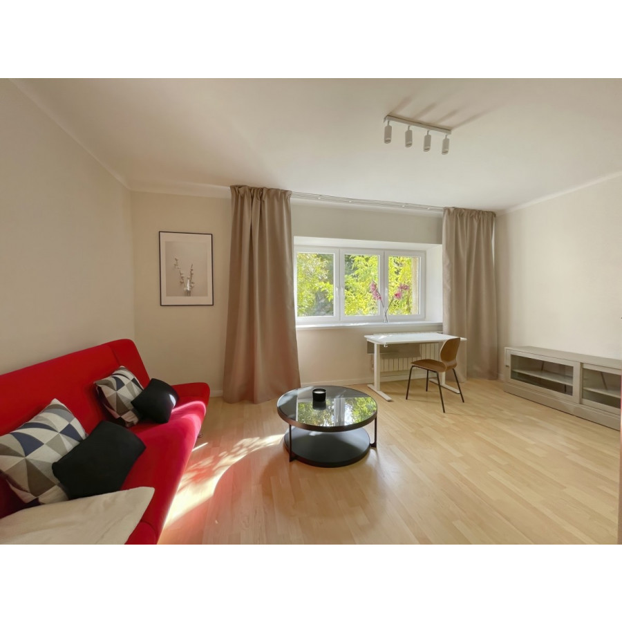 mazowieckie, Warszawa, Śr&oacute;dmieście Muran&oacute;w, Nowolipki, Słoneczne, odświeżone, duża widna kuchnia