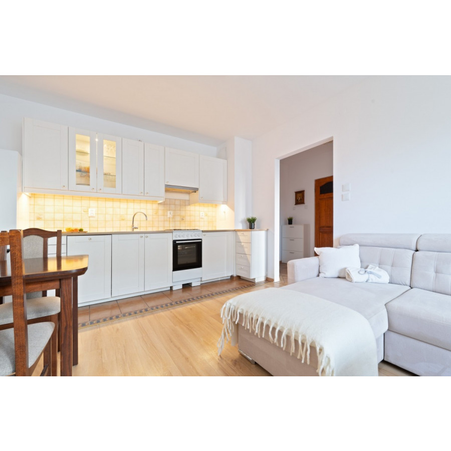 mazowieckie, Warszawa, Ursus Skorosze, Skoroszewska, 2-pokojowe mieszkanie z klasycznymi meblami | 42,5